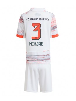 Bayern Munich Kim Min-jae #3 Auswärts Trikotsatz für Kinder 2025-26 Kurzarm (+ Kurze Hosen)